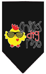 Mirage Pet Products Pet and Dog Bandana Screen Printed "Chicks Dig Me"